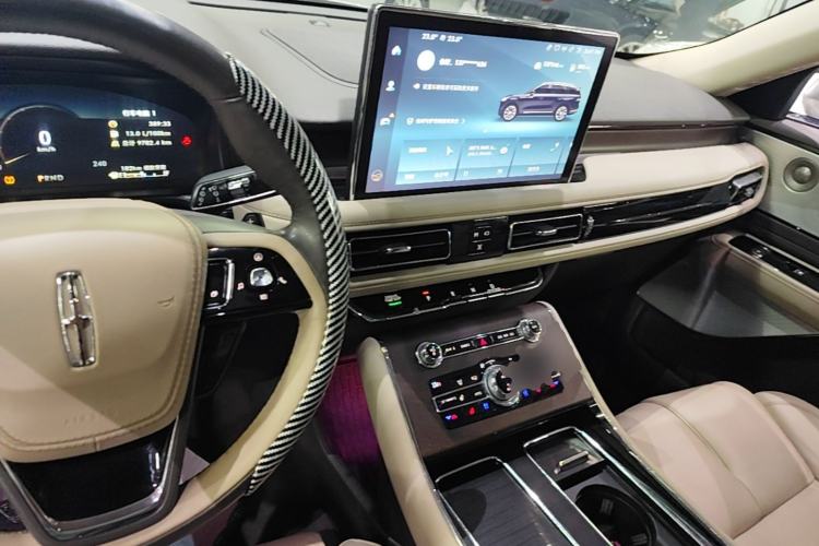 Used Lincoln Aviator 2020 3.0T V6 All-Wheel Drive Executive Version

