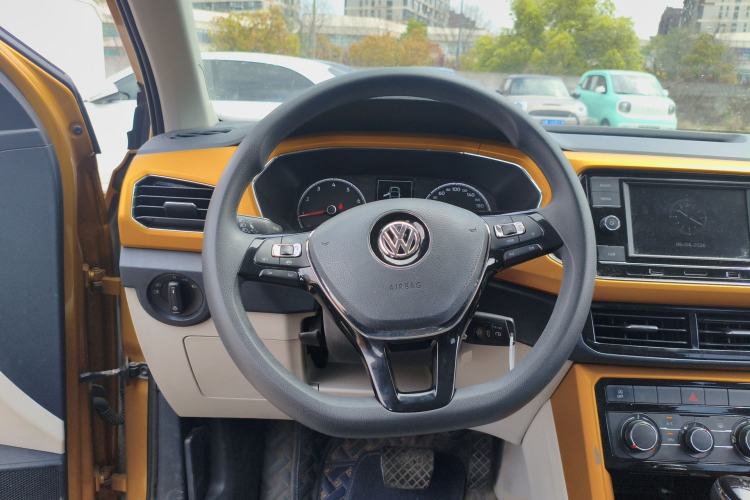 Used Volkswagen T-Cross 2019 280TSI DSG Comfort Edition Steering Wheel
