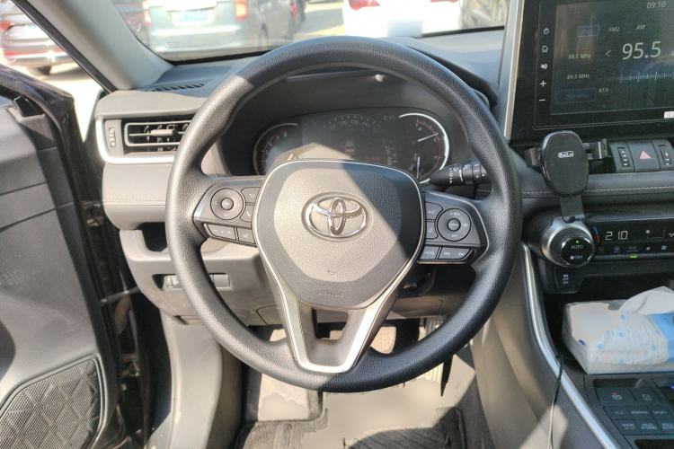 Used Toyota RAV4 2020 2.0L CVT 4x4 Trend Edition