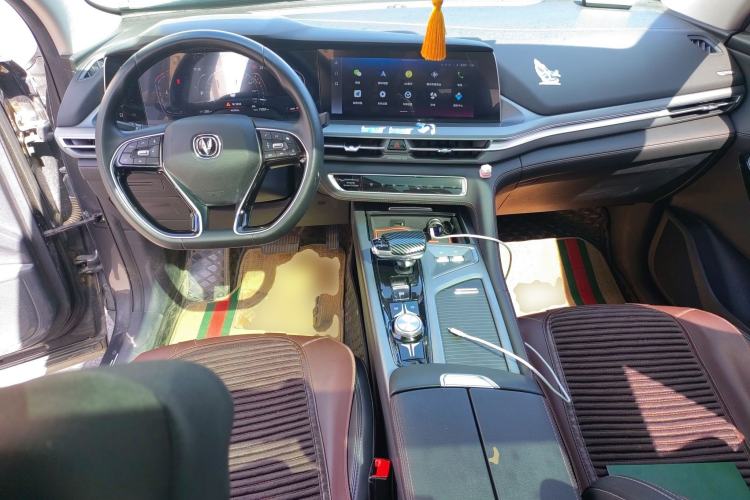 Used Changan CS75 PLUS 2022 1.5T Automatic Luxury Model
