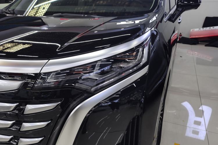 Used Denza D9 2024 DM-i 980 Four-Wheel Drive Flagship Model