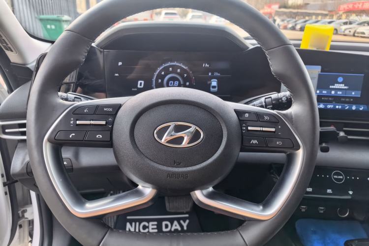 Used Hyundai Elantra 2021 1.5L CVT LUX Prestige Edition