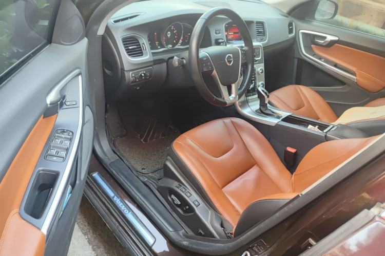 Used Volvo S60 2018 S60L T4 Smart & Ambitious Edition