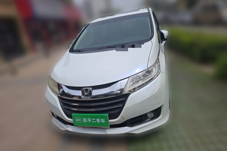 Used Honda Odyssey 2015 Revised 2.4L Luxury Edition Front