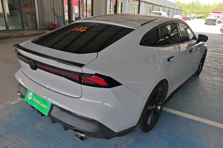 Used CHANGAN UNI-V 2022 1.5T Prestige Version Rear Right 45 Deg