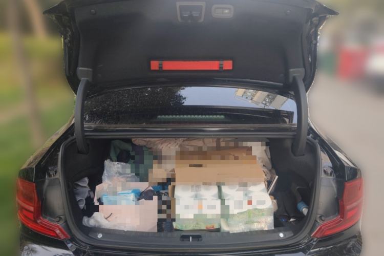 Used Volvo S90 New Energy 2019 T8 E-Drive Hybrid Intelligent Luxury Version China V Standard