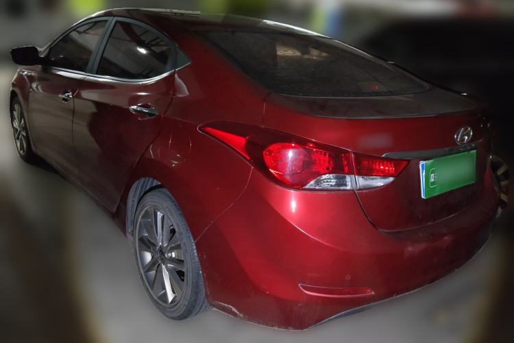 Used Hyundai Elantra (5th Generation / Langdong) 2015 1.6L Automatic Leading Model Rear Left 45 Deg