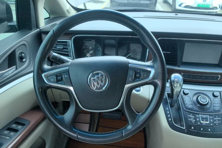 Used Buick GL8 2014 3.0L XT Luxury Business Flagship Edition