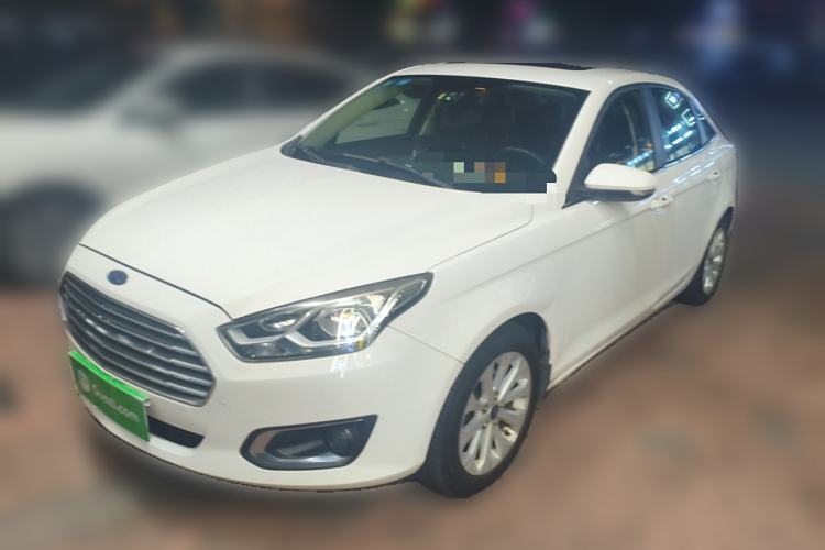 Used Ford Escort 2015 1.5L Automatic Fashion Model