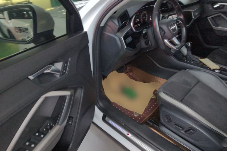 Used Audi Q3 2022 35 TFSI Fashion Dynamic Model