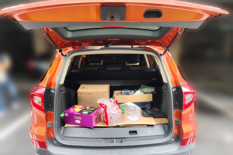 Used BYD Song New Energy 2017 Song DM 1.5TID All-Wheel Drive Luxury Model Trunk