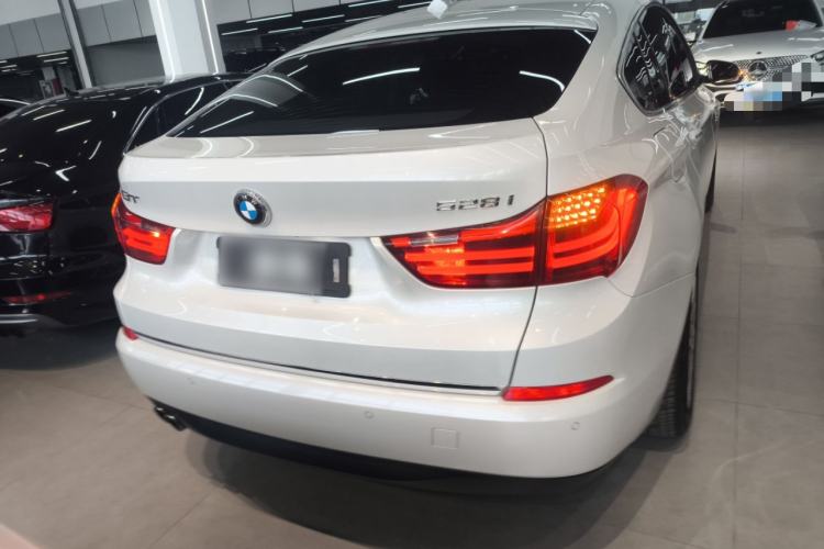 Used BMW 5 Series GT 2015 528i Luxury Edition