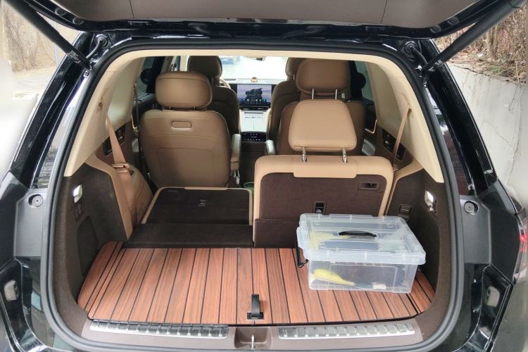 Used Hima AITO M9 2024 Range-Extended Ultra Version 52 kWh 6-Seater Model