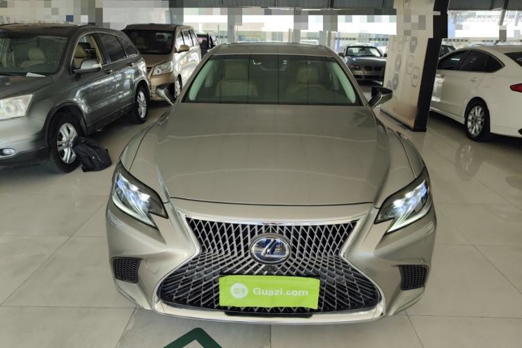 Used Lexus LS 2018 500h Excellence Edition China VI standard
