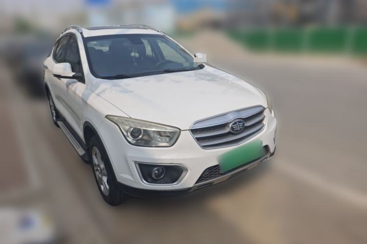 Used Bestune X80 2013 2.0L automatic comfort version
