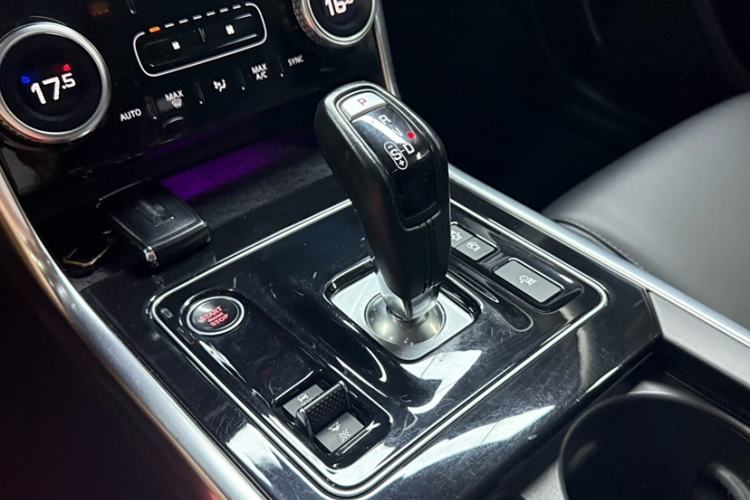 Used Jaguar XEL 2020 2.0T 200 PS S Advanced Elegance Edition