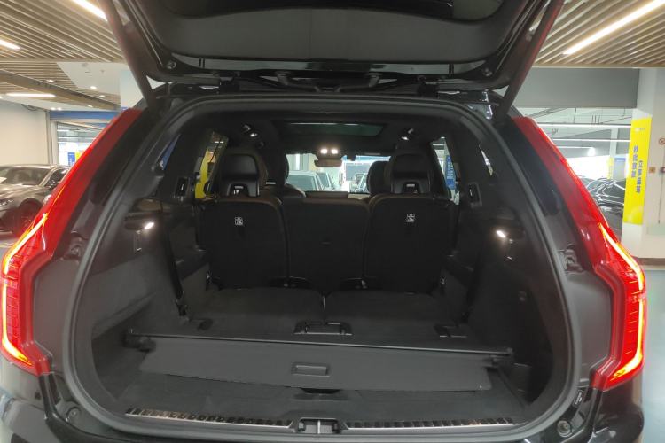 Used Volvo XC90 2023 B6 Zhiyi Luxury Edition 7-Seater