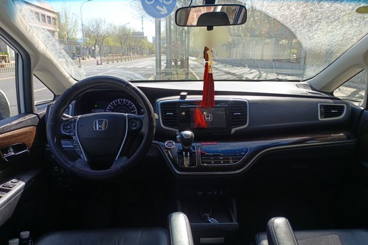 Used Honda Odyssey 2015 Updated Version 2.4L Smart Edition