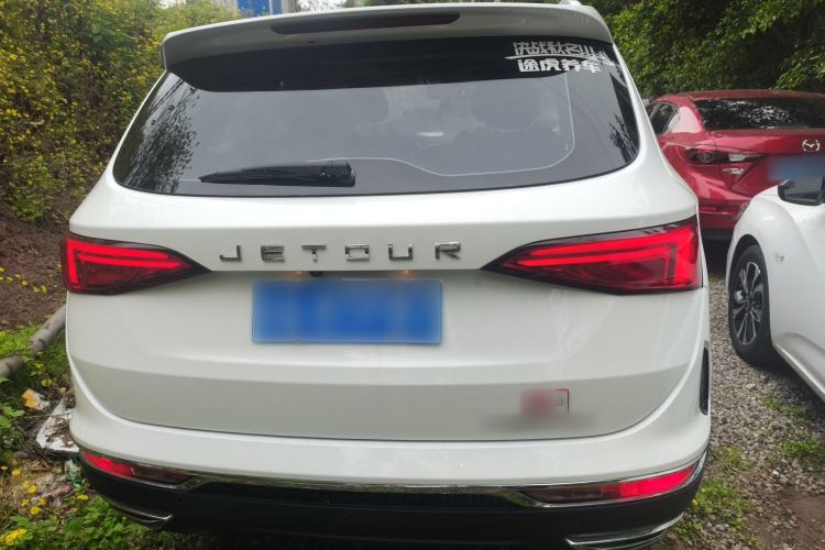 Used JETOUR X90 2019 1.5T Manual Smart Enjoyment Version 6 Seats China VI Standard
