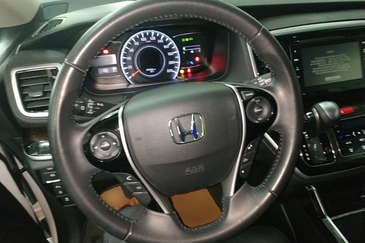 Used Honda Odyssey 2015 2.4L Supreme Edition