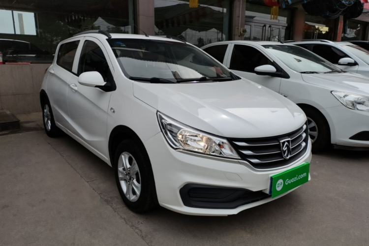 Used Baojun 310 2016 1.2L manual Comfort trim level