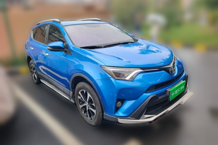 Used Toyota RAV4 2016 2.0L CVT Two-Wheel Drive Fashion Edition China V Standard