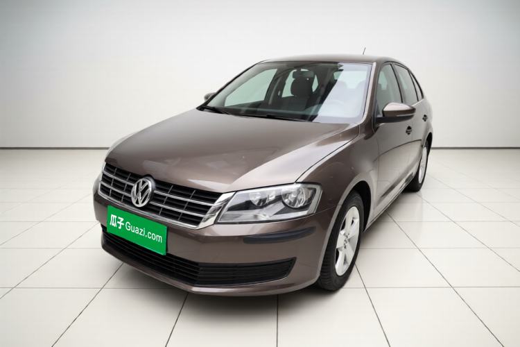 Used Volkswagen Gran Lavida 2013 1.6L Automatic Fashion Model