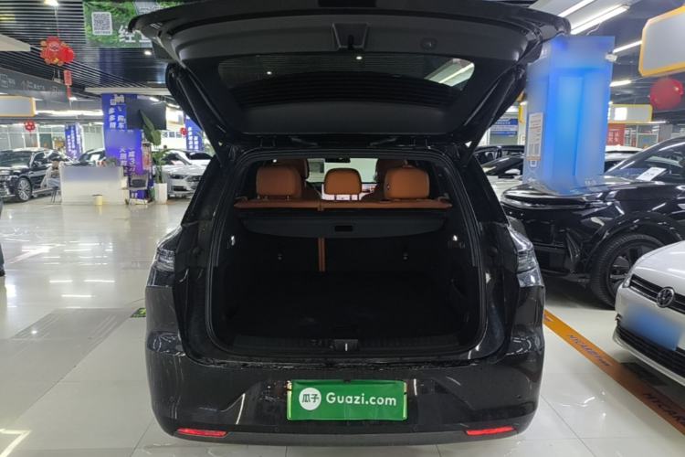 Used Li Auto L6 2025 Pro Smart Refresh Edition
