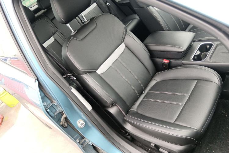 Used Venucia VX6 2025 Large Flat-Layout 520 Pro
