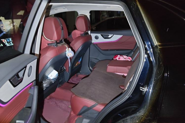 Used Hongqi HS5 2025 2.0T Two-Wheel Drive Flagship Pro Edition

