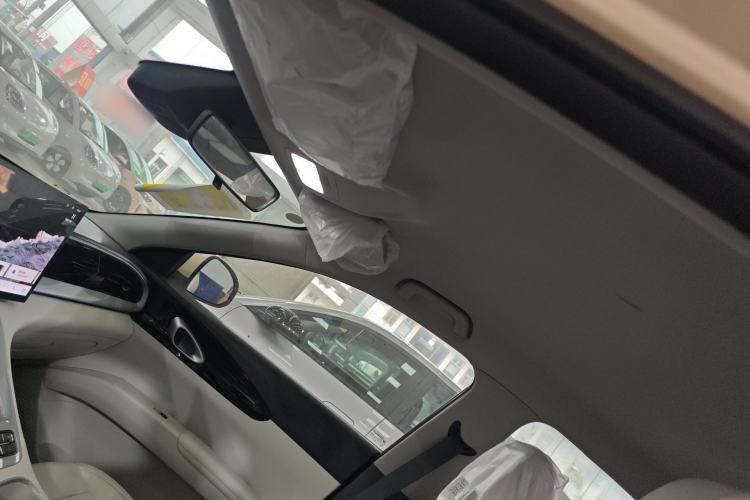 Used Geely Galaxy Geome 2026 Model 310km Dream Edition Headliner