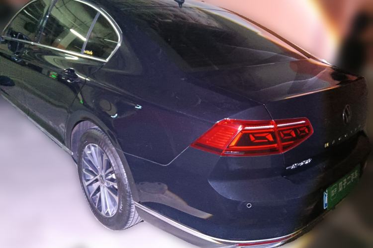 Used Volkswagen Magotan 2020 330TSI DSG Luxury Edition Rear Left 45 Deg