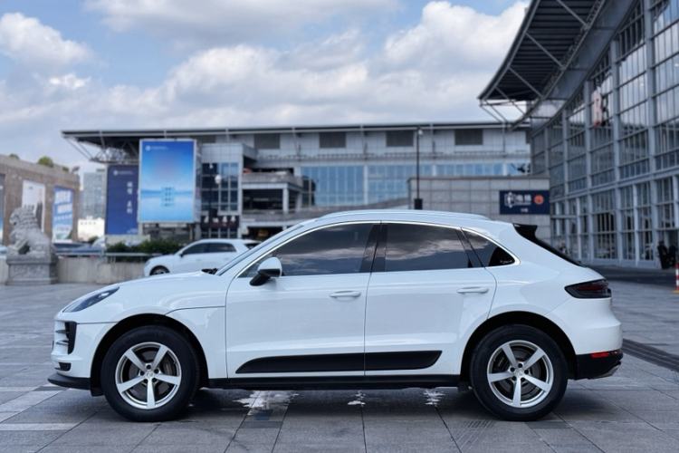 Used Porsche Macan 2020 Macan 2.0T