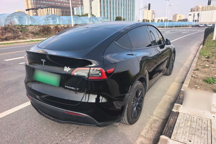 Used Tesla Model Y 2023 Rear-Wheel-Drive Version