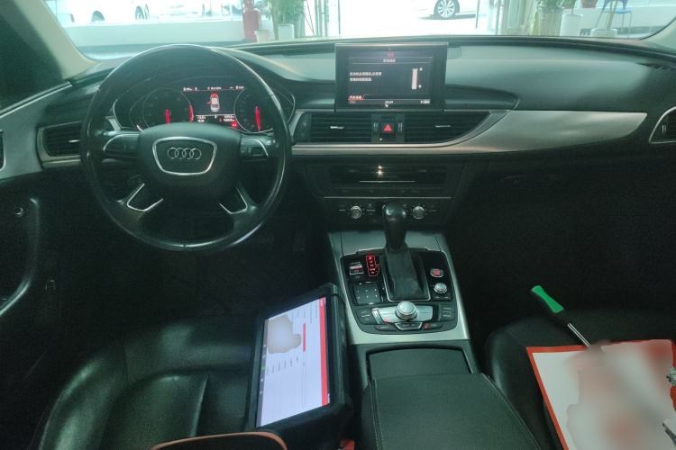 Used Audi A6L 2018 30th Anniversary Edition 35 TFSI Fashion Model
