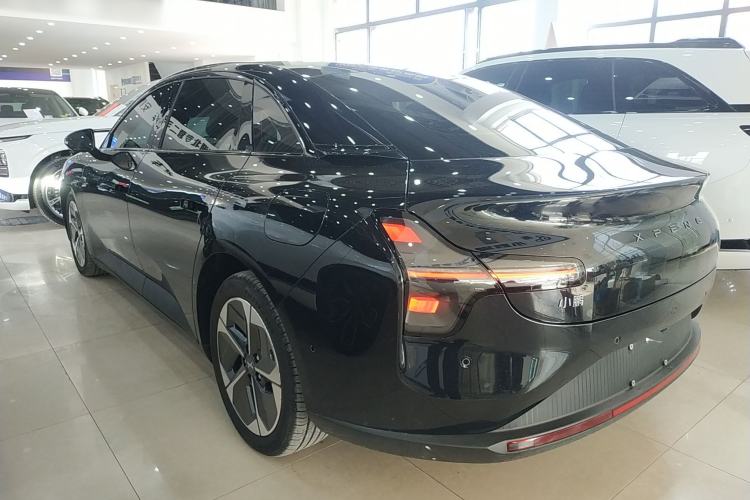 Used XPeng MONA M03 2024 620 with Ultra-Long Range
