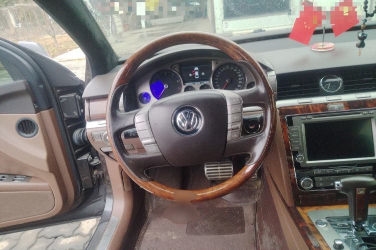 Used Volkswagen Phaeton 2012 3.0L Executive Version