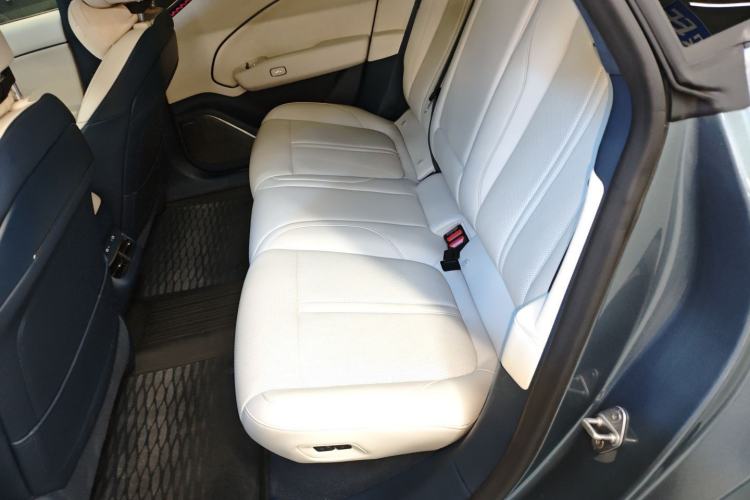 Used Zeekr 007 2024 Rear-Drive Enhanced Version 75 kWh
