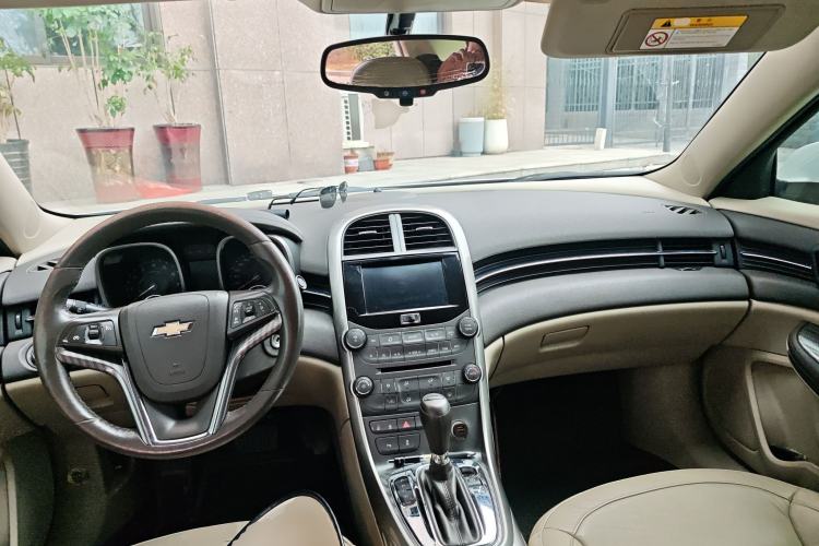 Used Chevrolet Malibu 2014 2.0L Automatic Luxury Edition