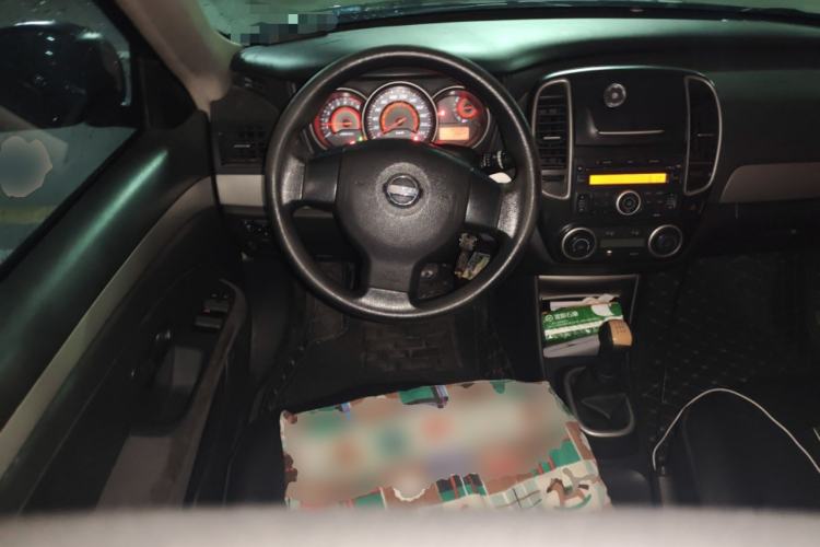 Used Nissan Sylphy 2016 Classic 1.6XE Manual Comfort Edition Steering Wheel