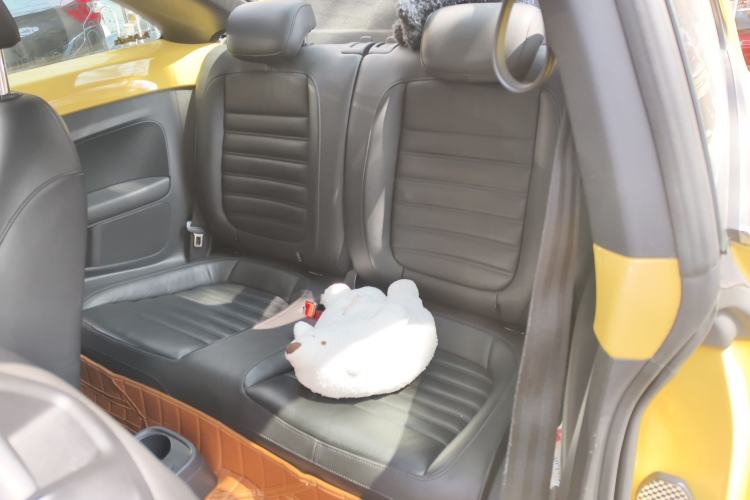 Used Volkswagen Beetle 2013 2.0 TSI Top-Trim Model
