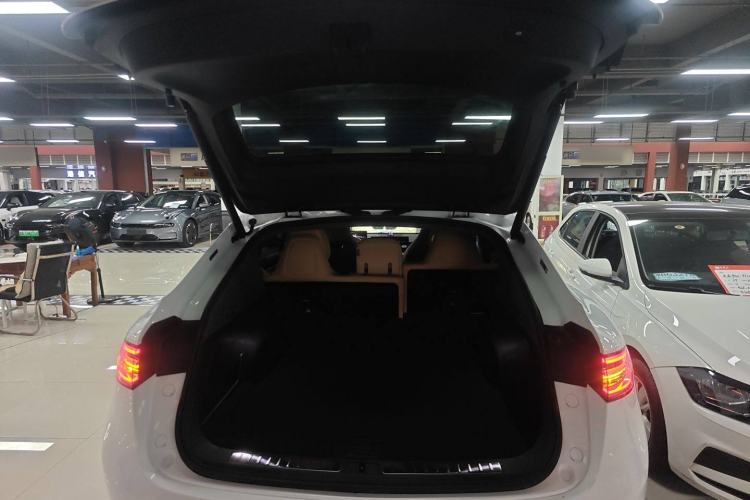 Used Hima Luxeed R7 2024 All-Electric 736 km Ultra
