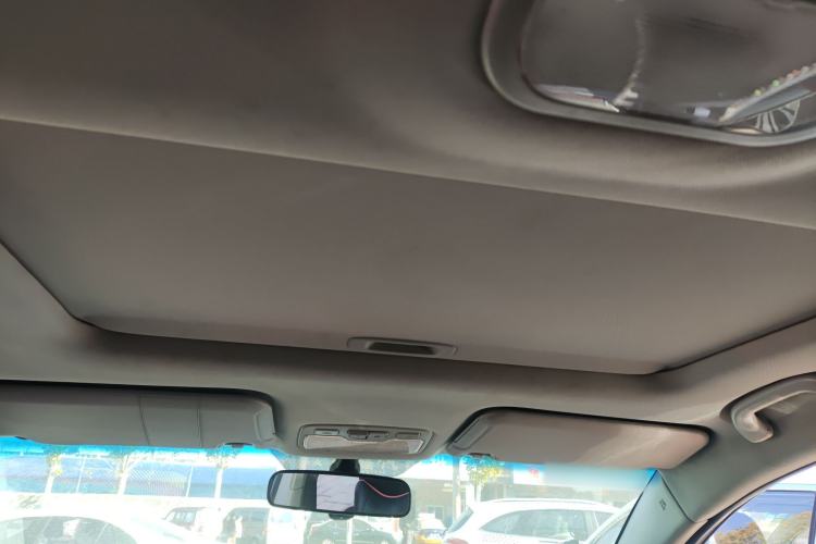 Used JAC Refine S3 2017 1.6L CVT Smart Connect Model
