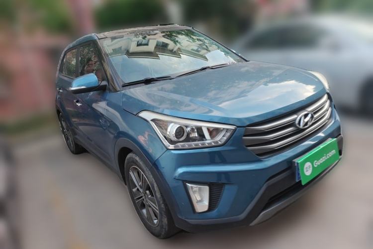 Used Hyundai ix25 2015 1.6L Automatic Two-Wheel-Drive Deluxe DLX Model
