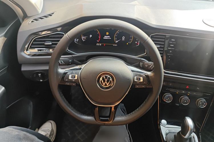 Used Volkswagen T-ROC 2022 280TSI DSG Two-Wheel Drive Comfort PLUS