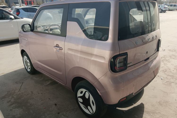 Used Geely Galaxy Panda 2025 210 km – Yuanqi Bear Left Side