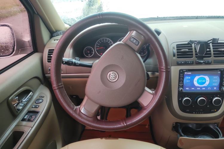 Used Buick GL8 2014 2.4L Classic Edition
