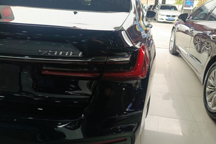 Used BMW 7 Series 2019 Restyled 730Li M Sport Package Exterior 3