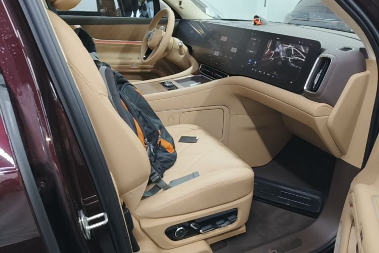Used Hima AITO M9 2025 Extended-Range Ultra Version 52 kWh 5-Seater Edition