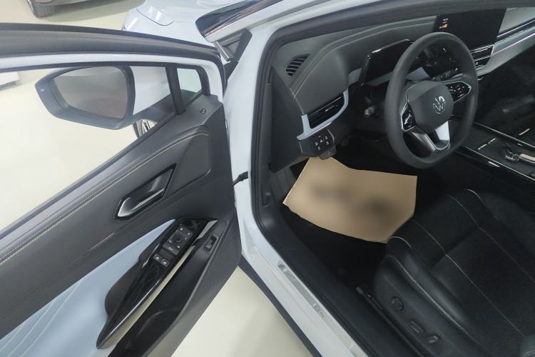 Used Volkswagen ID.4 X 2021 Pure+ Long-Range Edition Driver Seat